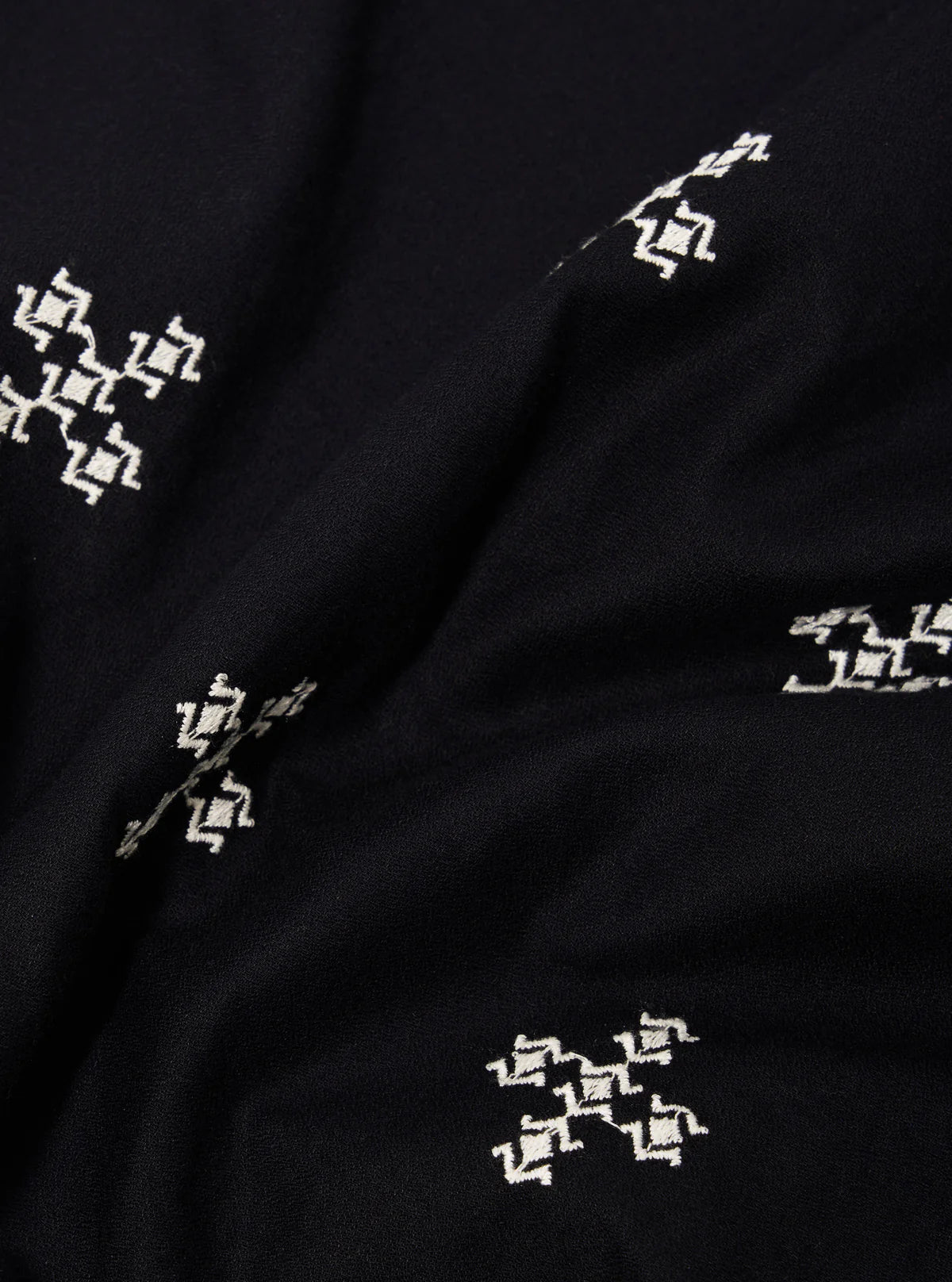 UW Camp Shirt - Diamond Black