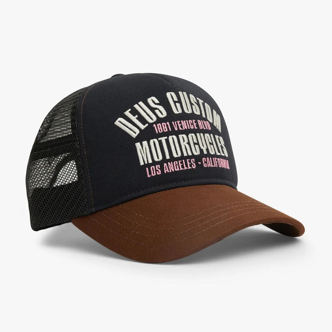 Deus Reggie Trucker - Black