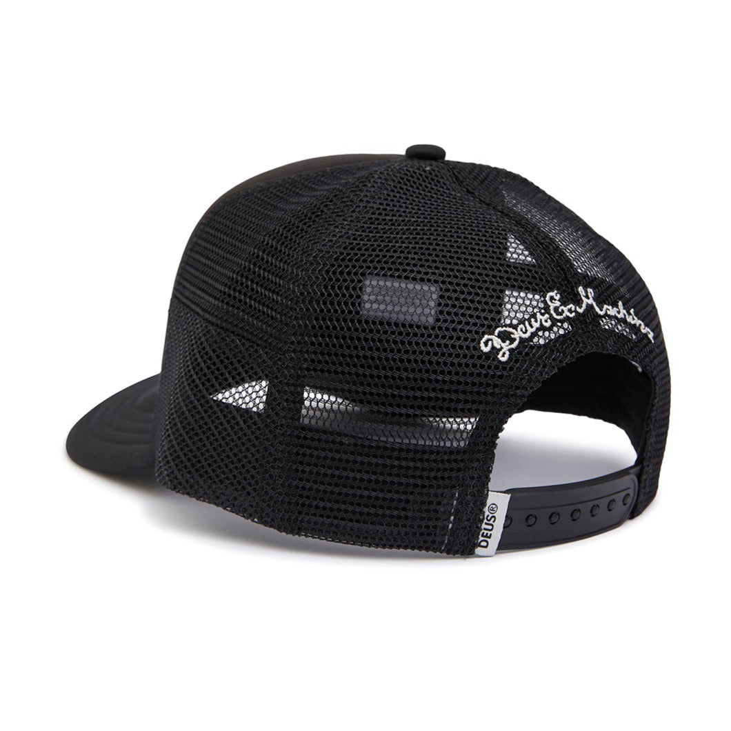 Deus Amped Circle Trucker - Black