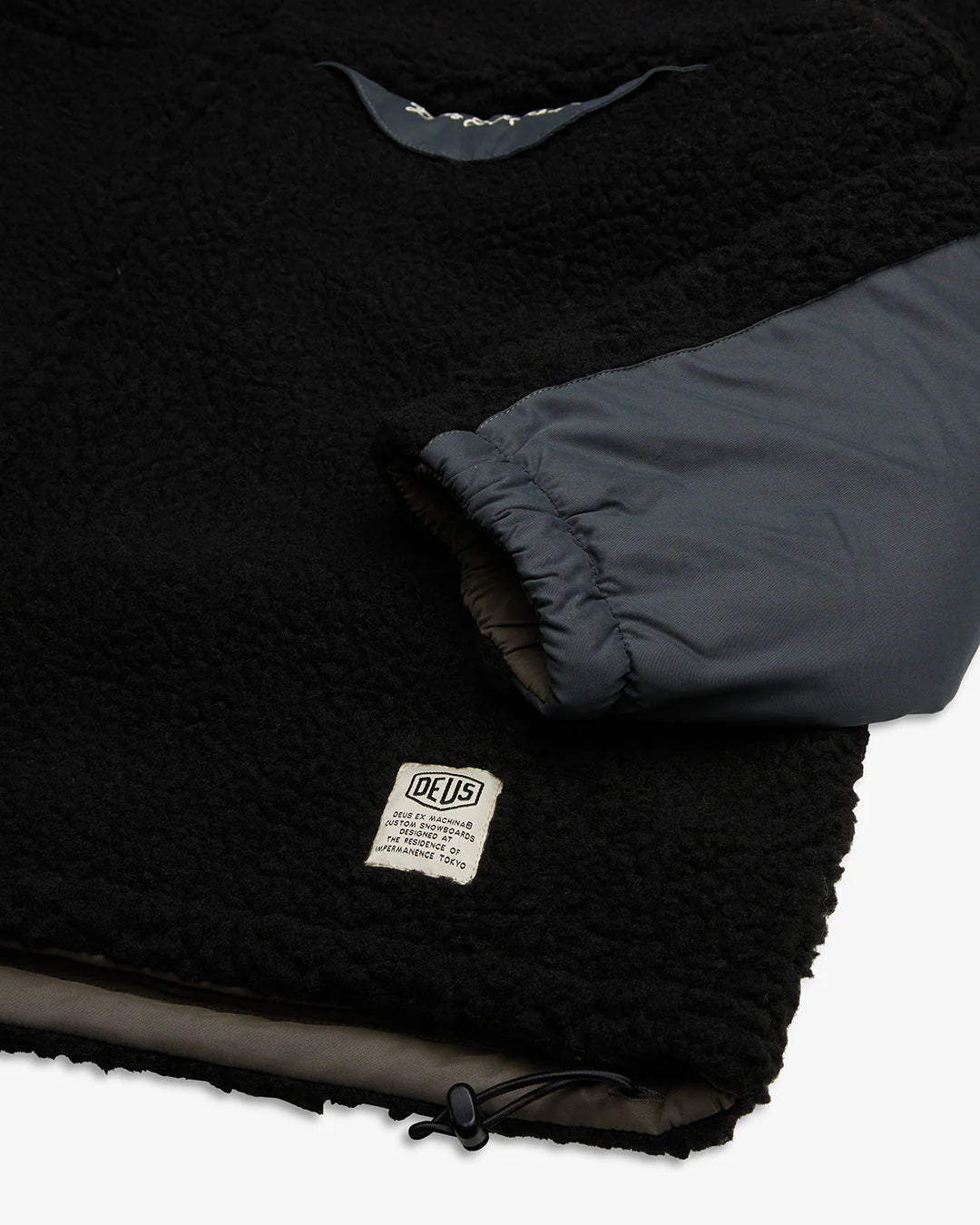 Deus Barrens Jacket - Black / Dusty Olive