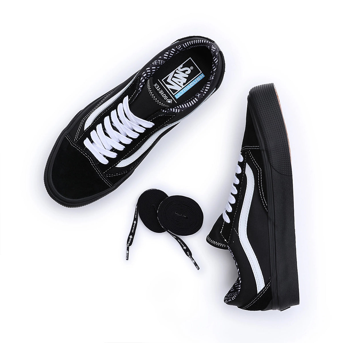 Regular black top and white vans