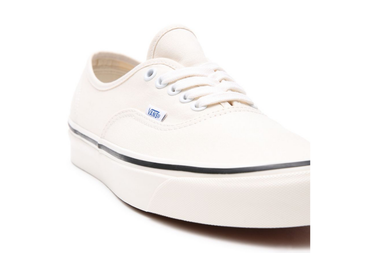 Vans 44 dx sales white