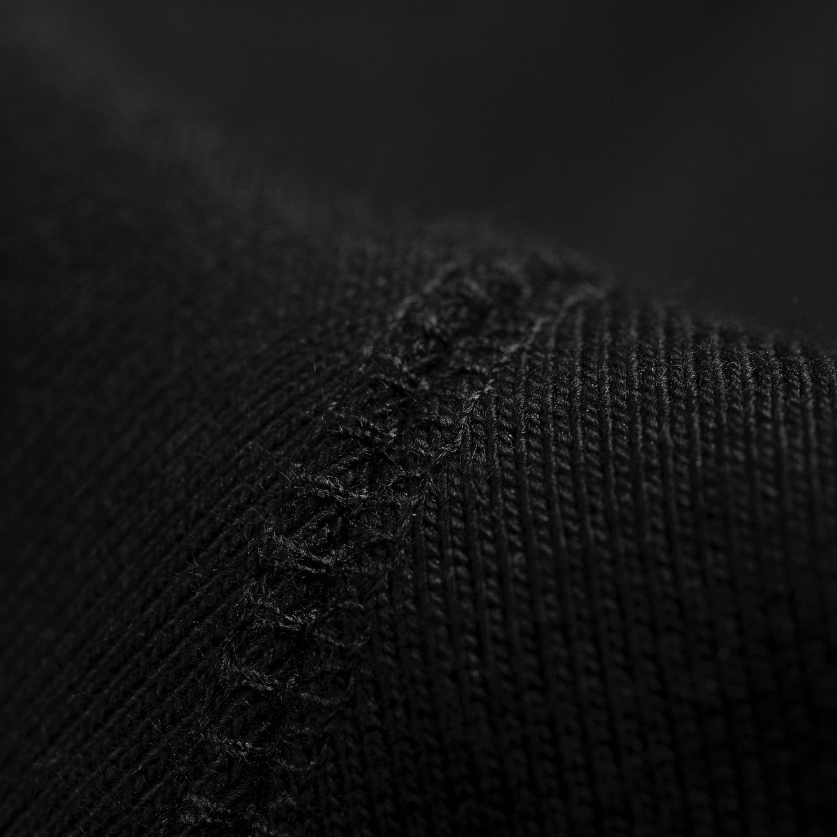 Carhartt WIP Hooded Chase Jacket - Black / Gold