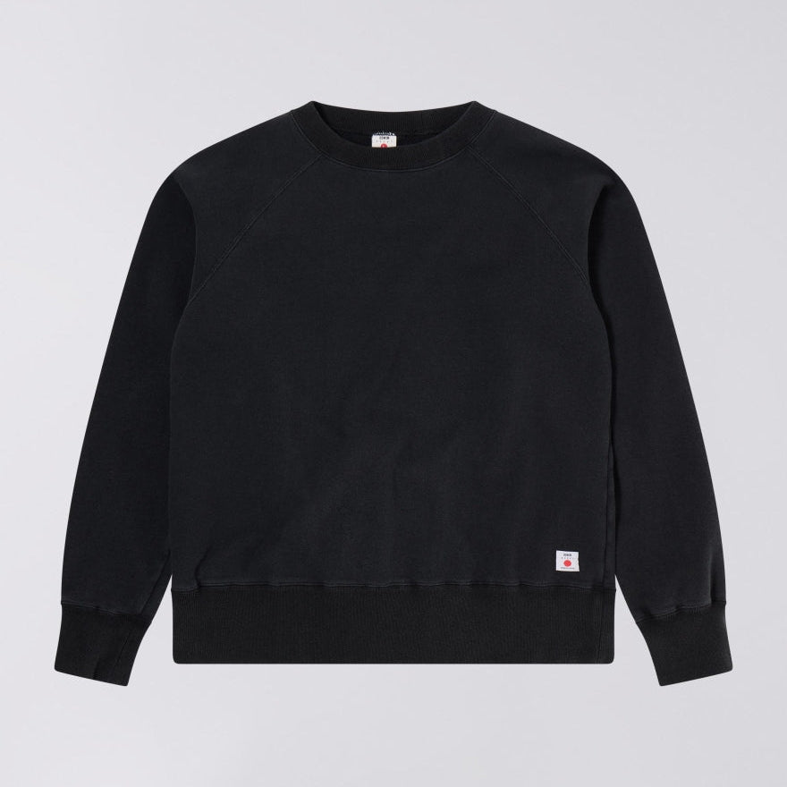 Edwin Raglan Sleeve Crew - Black