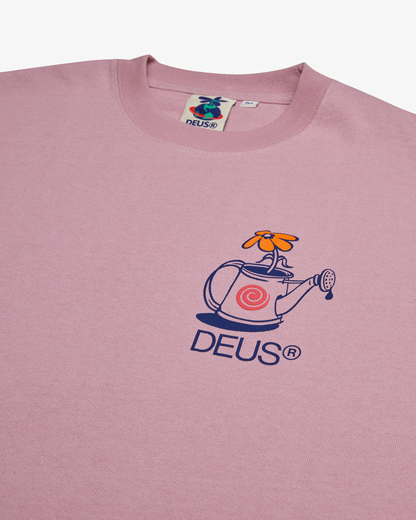 Deus Trust T-Shirt - Zephyr Pink