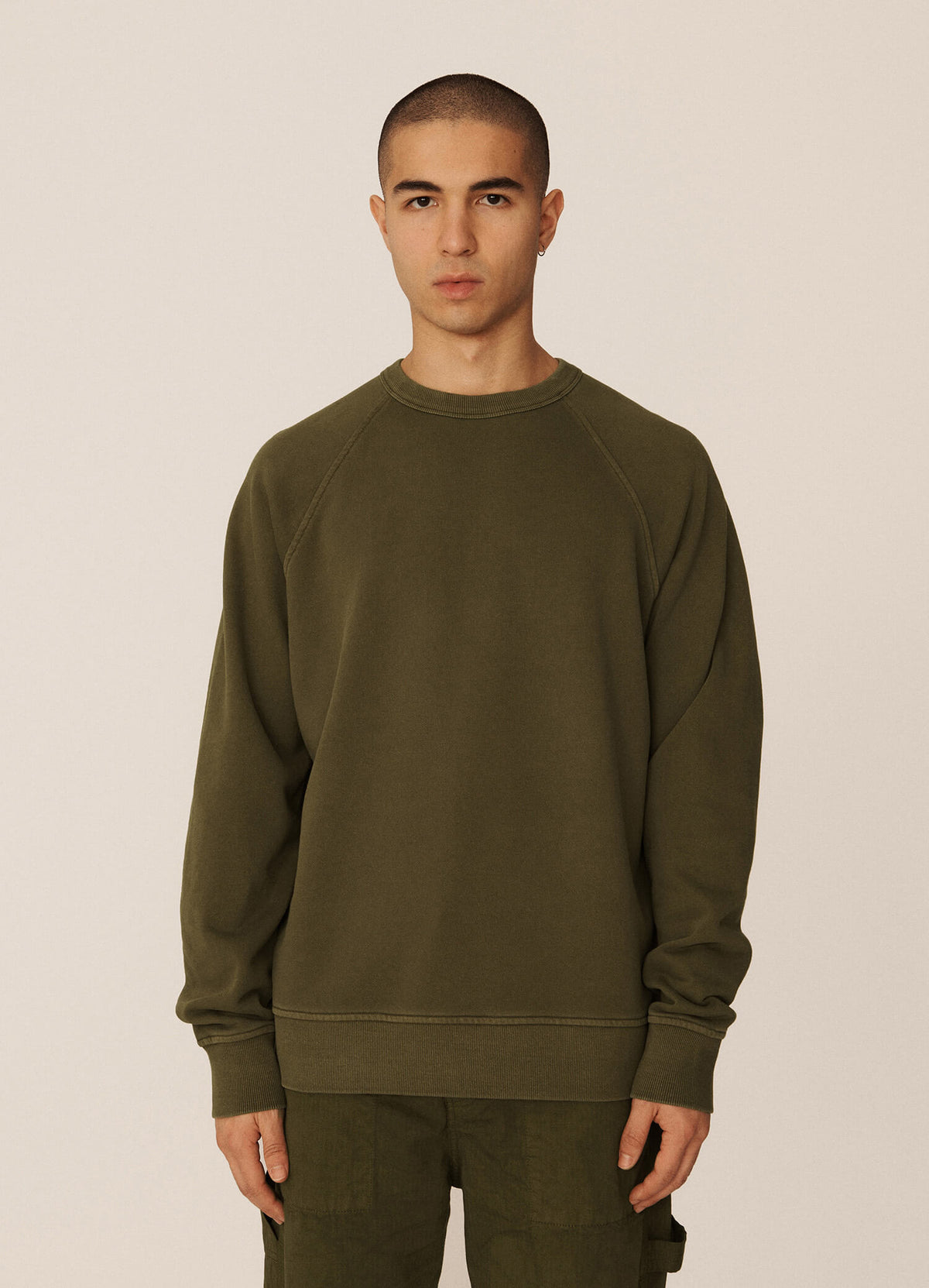 YMC Schrank Raglan Sweat - Dark Olive