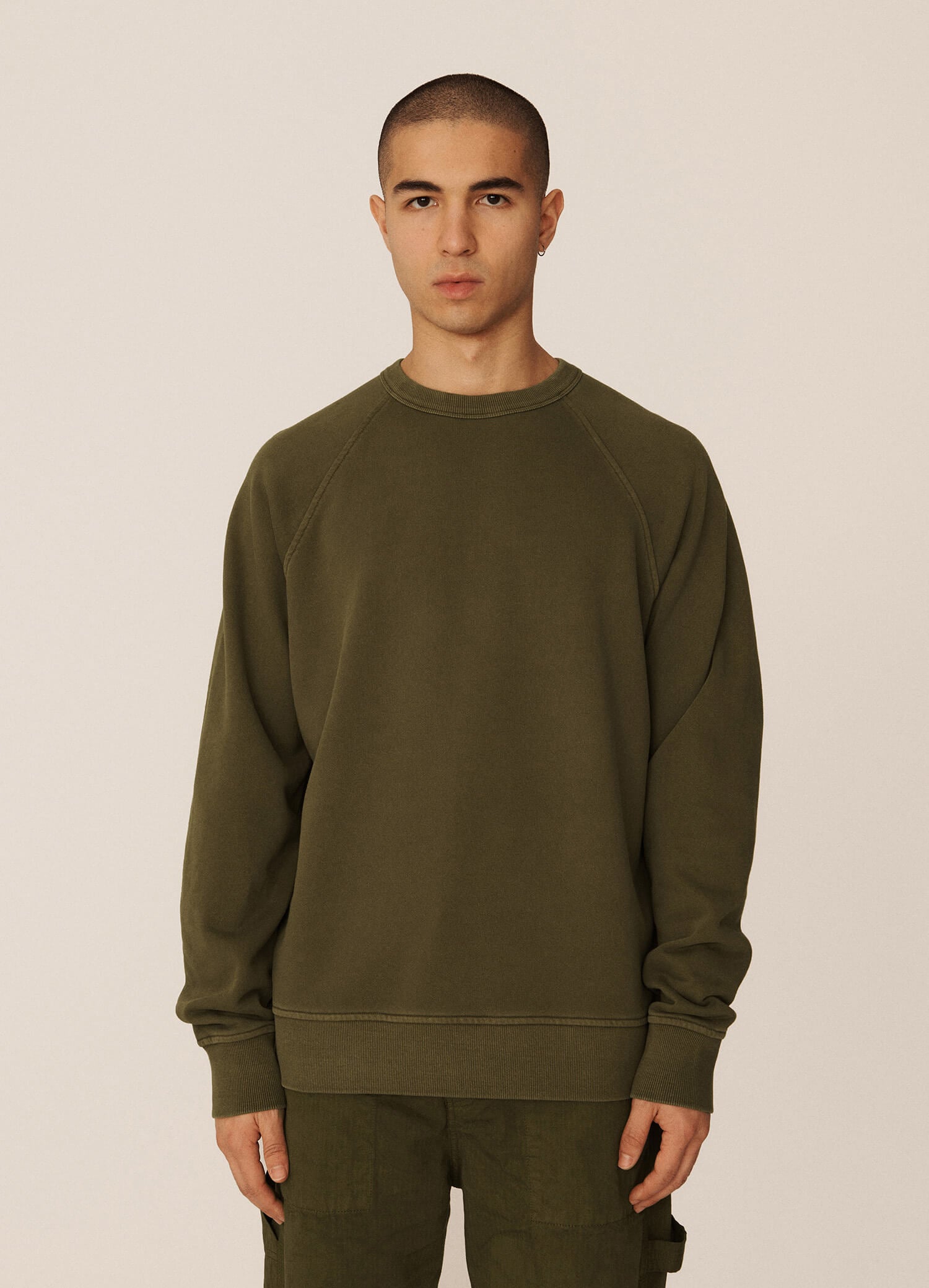 YMC Schrank Raglan Sweat - Dark Olive