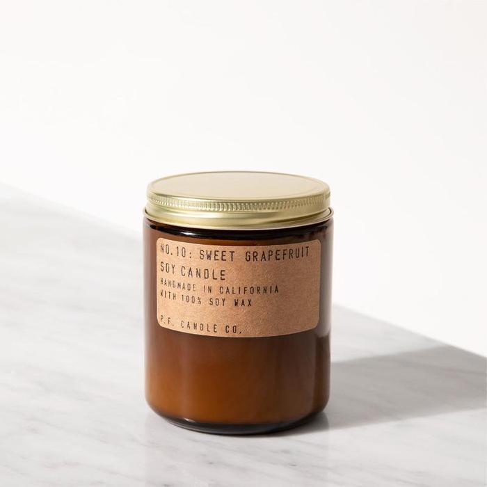 P.F. Candle Standard Candle - Sweet Grapefruit