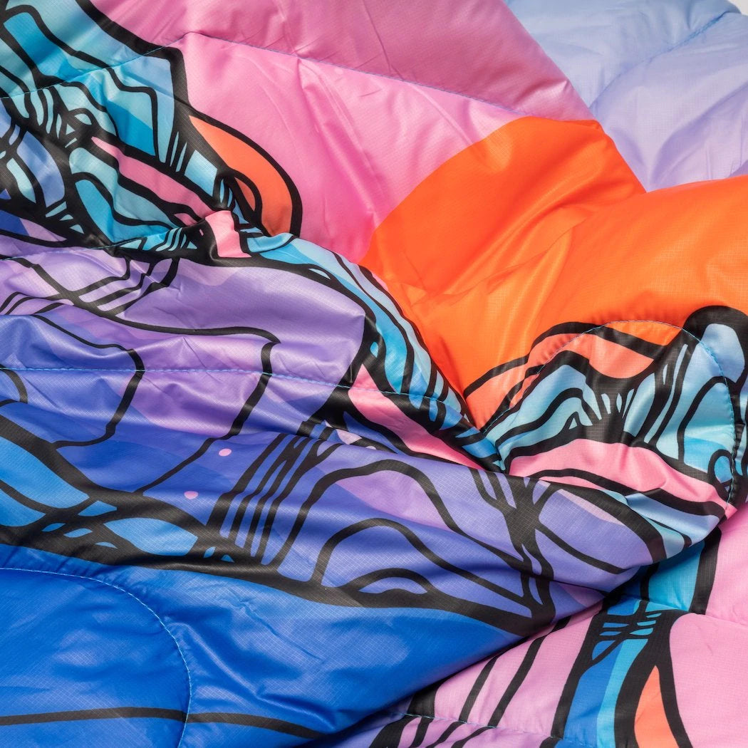 Rumpl Printed Puffy - Skyline Divide